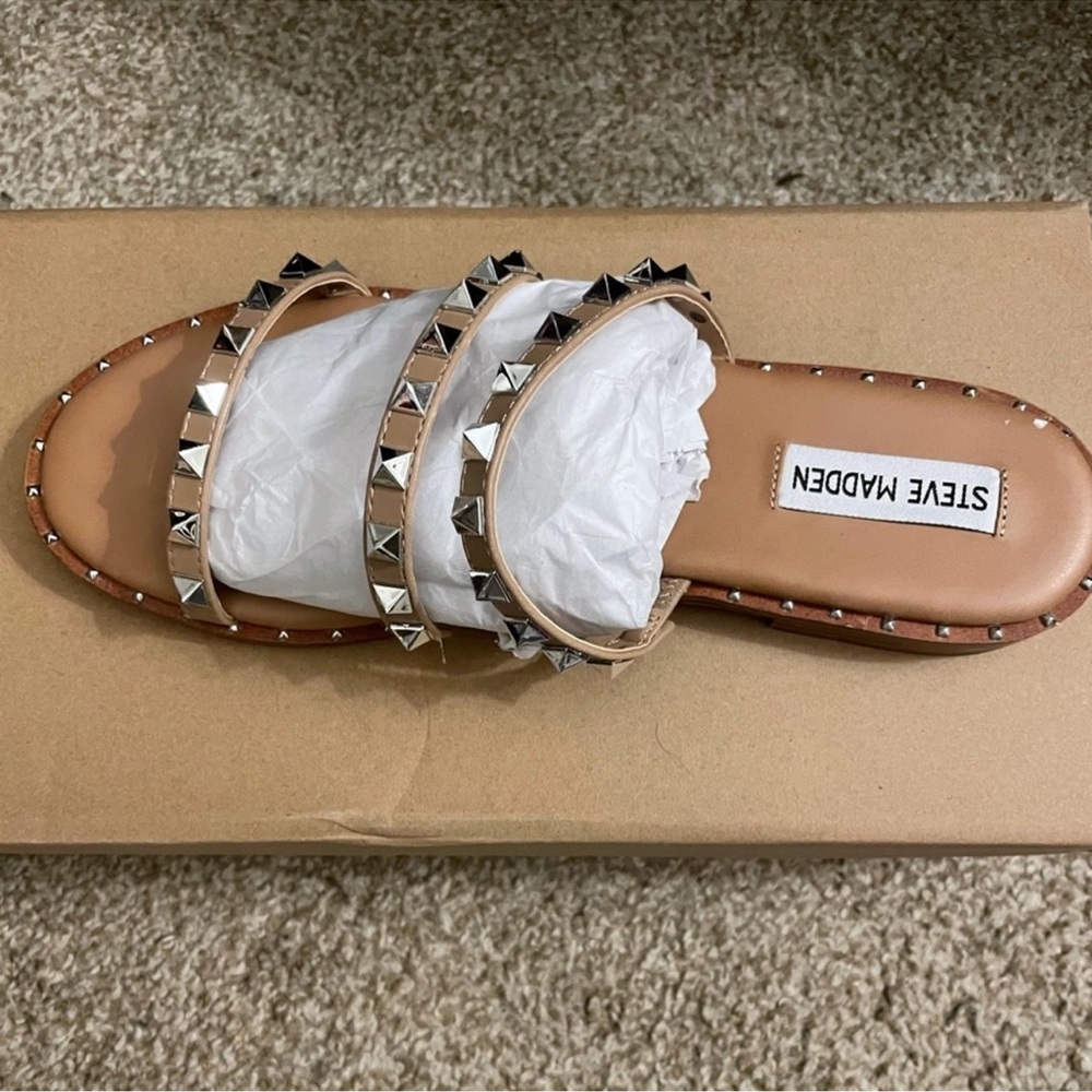🔥NWT STEVE MADDEN SANDALS💗💗💗 - Picture 2 of 4